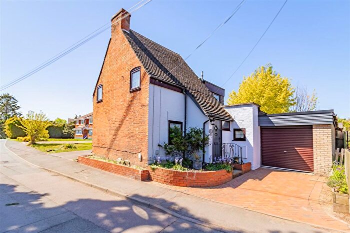 2 Bedroom Detached House For Sale In Post Office Lane, Stockton, Southam, CV47