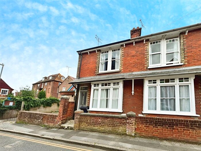 3 Bedroom End Of Terrace House To Rent In Kirbys Lane, Canterbury, Kent, CT2