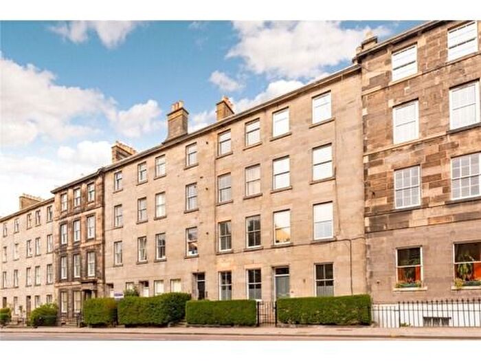 4 Bedroom Flat To Rent In Lauriston Place, Edinburgh, EH3