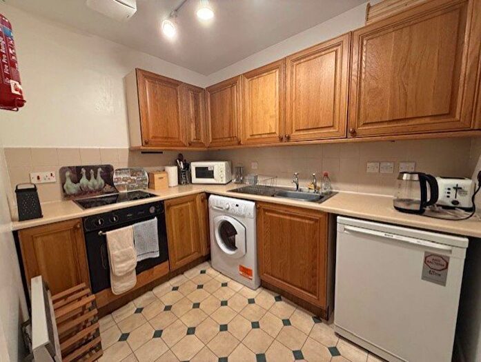 Studio To Rent In South Street, St Andrews, Fife, KY16