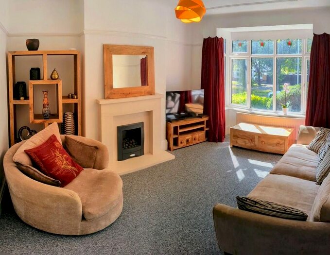 3 Bedroom Semi-Detached House To Rent In Brodie Avenue, Liverpool, L18