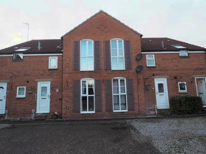 2 Bedroom Apartment To Rent In The Willows, Boothferry Road, Hessle, HU13