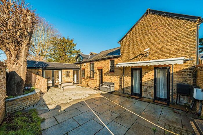 4 Bedroom Detached House For Sale In Sherland Road, Twickenham, TW1