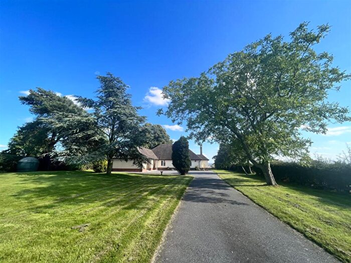 3 Bedroom Bungalow To Rent In The Hillfields, Seckington, B79
