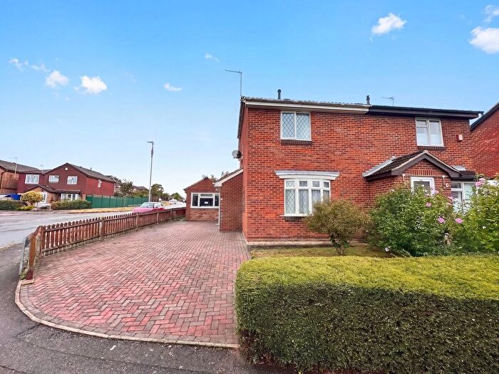 3 Bedroom Semi-Detached House For Sale In Ritch Road, Snodland, ME6