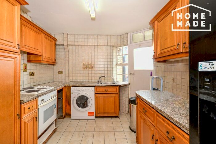 3 Bedroom Flat To Rent In Crawford Street, London, W1H