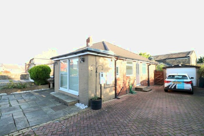 2 Bedroom House To Rent In Moor Grove, Pudsey, West Yorkshire, Uk, LS28