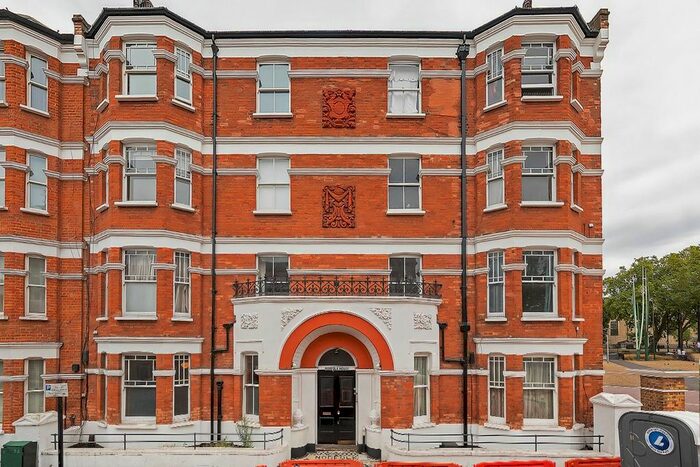 3 Bedroom Flat To Rent In Rushcroft Road, Brixton, SW2