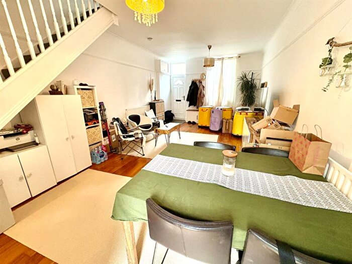 2 Bedroom House For Sale In Priory Road, Southsea, PO4