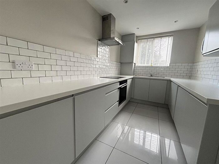 3 Bedroom Terraced House To Rent In Don Avenue, York, YO24