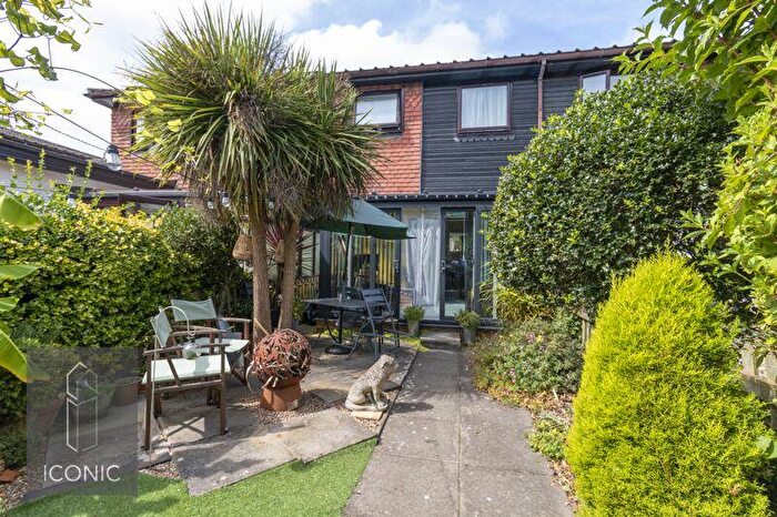 2 Bedroom Terraced House For Sale In East Hill Lane, Bramerton, Norwich, NR14