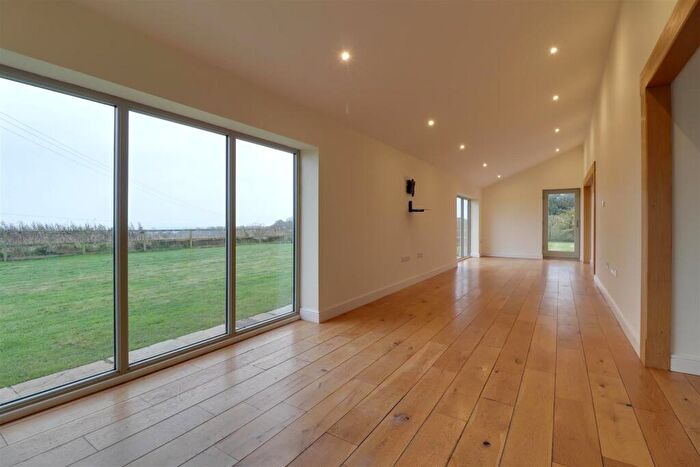 4 Bedroom Detached House For Sale In Tower Hill Barns, Akesmore Lane, Mow Cop, ST7
