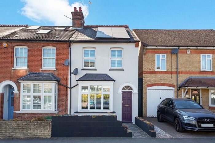 3 Bedroom End Terrace House For Sale In Melrose Road, Pinner, Greater London, HA5