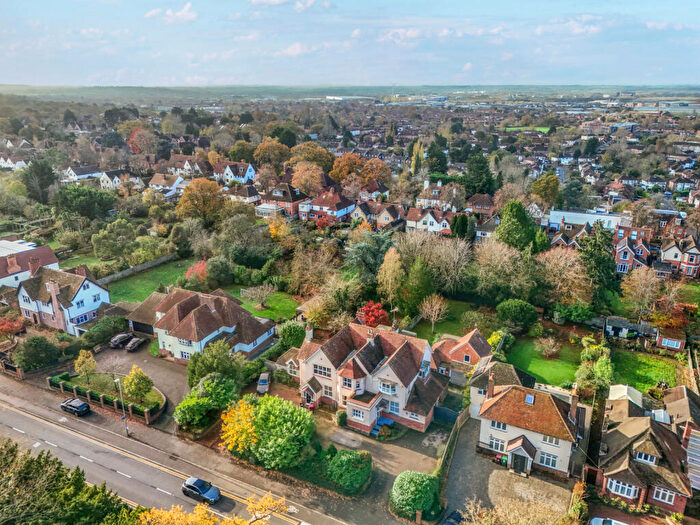 6 Bedroom Semi Detached House For Sale In Shinfield Road, Reading, Berkshire, RG2