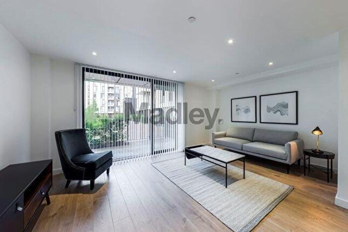 2 Bedroom Flat To Rent In Waterman House, New Garden Quarter, E15