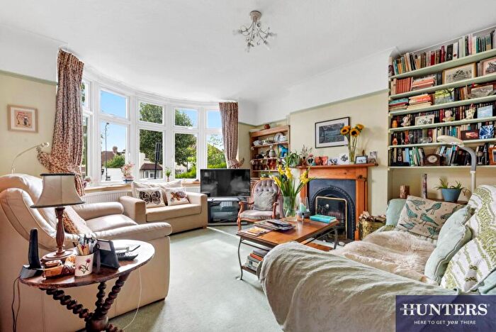 5 Bedroom Semi-Detached House For Sale In Dollis Hill Avenue, London, NW2