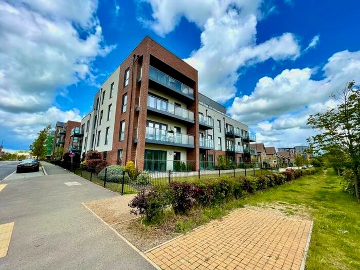 1 Bedroom Flat To Rent In Atlas Way, Oakgrove, Milton Keynes, MK10
