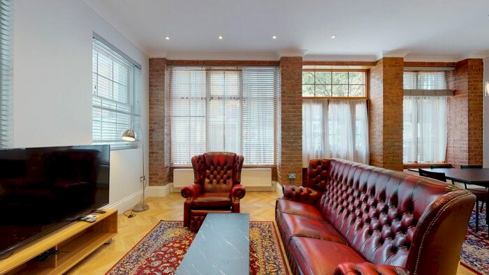 3 Bedroom Flat To Rent In Southwick Street, London, W2