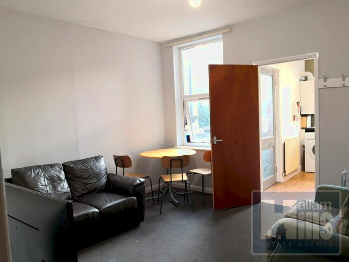 4 Bedroom Terraced House To Rent In Queens Road, Sheffield, South Yorkshire, S2