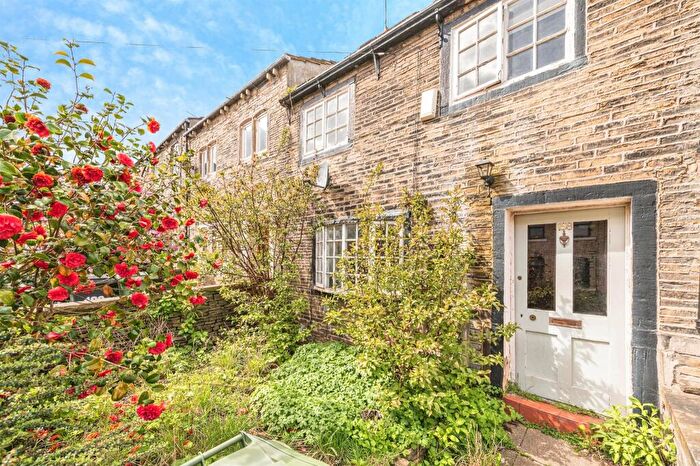 3 Bedroom Terraced House For Sale In Lowerhouses Lane, Huddersfield, HD5
