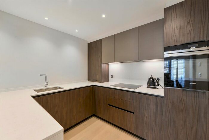 1 Bedroom Flat To Rent In Brompton Park Crescent, London, SW6