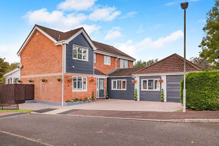 7 Bedroom Detached House For Sale In Augustus Way, Lydney, GL15