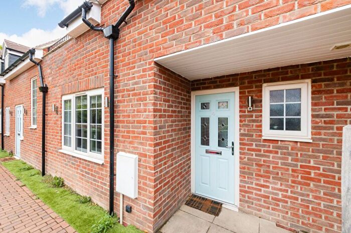 1 Bedroom Terraced House For Sale In Abbey Close, Abingdon, OX14