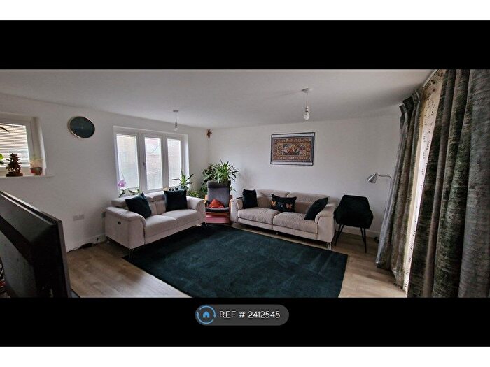 4 Bedroom Detached House To Rent In Berrenda Avenue, Whitehouse, Milton Keynes, MK8