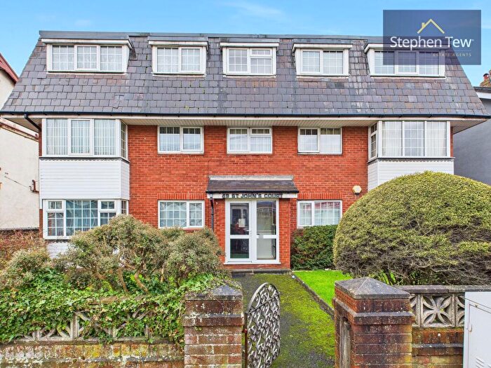 1 Bedroom Flat For Sale In Park Road, St. Johns Court, FY1