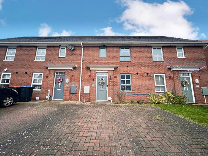 3 Bedroom Terraced House For Sale In Hawthorn Drive, Thornton, Lancashire, FY5