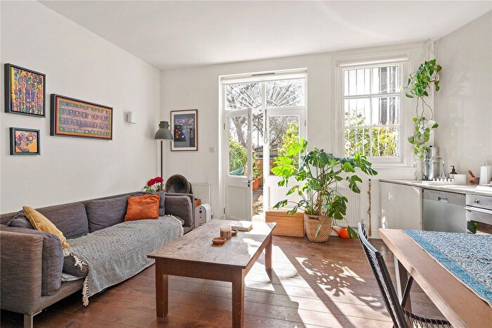 1 Bedroom Flat For Sale In Richmond Road, London, E8