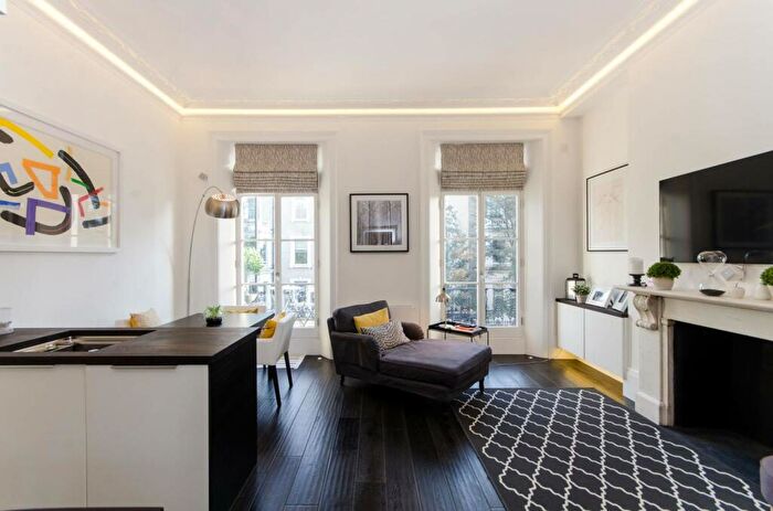 1 Bedroom Flat To Rent In Redcliffe Gardens, Chelsea, London, SW10