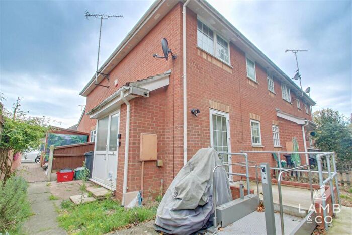 1 Bedroom Terraced House To Rent In Rookwood Close, Clacton-On-Sea, CO15