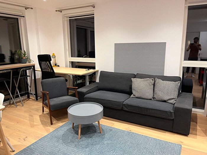 1 Bedroom Flat To Rent In Dundee House, West Ealing, Gorman Street, W13