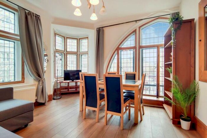 2 Bedroom Flat To Rent In Cockspur Street, St James's, London, SW1Y