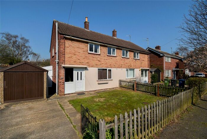 3 Bedroom Detached House To Rent In Carlton Way, Cambridge, CB4