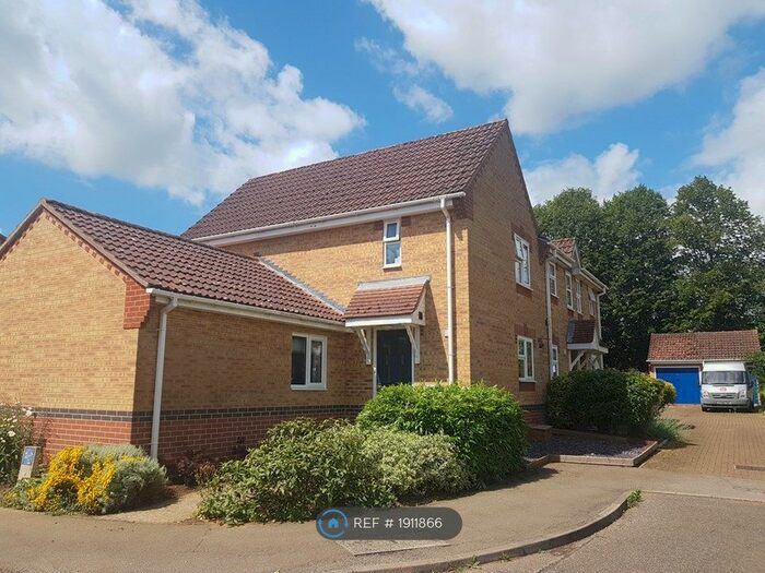 3 Bedroom End Of Terrace House To Rent In Morton Close, Ely, CB7