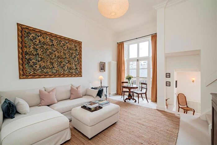 2 Bedroom Flat To Rent In Harcourt Terrace, South Kensington, SW10