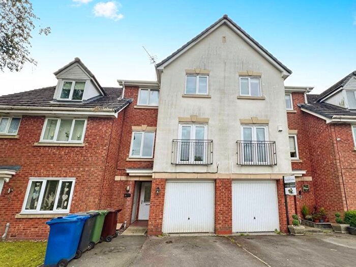 4 Bedroom Property To Rent In Pickley Court, Leigh, WN7