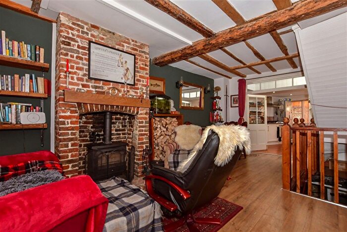 2 Bedroom Semi-Detached House For Sale In Beer Cart Lane, Canterbury, Kent, CT1