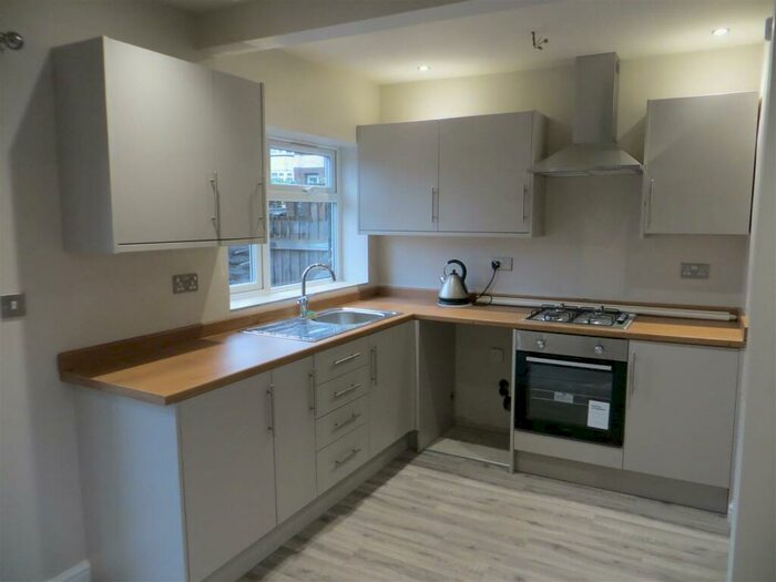 3 Bedroom Terraced House To Rent In Falfield Grove, B31