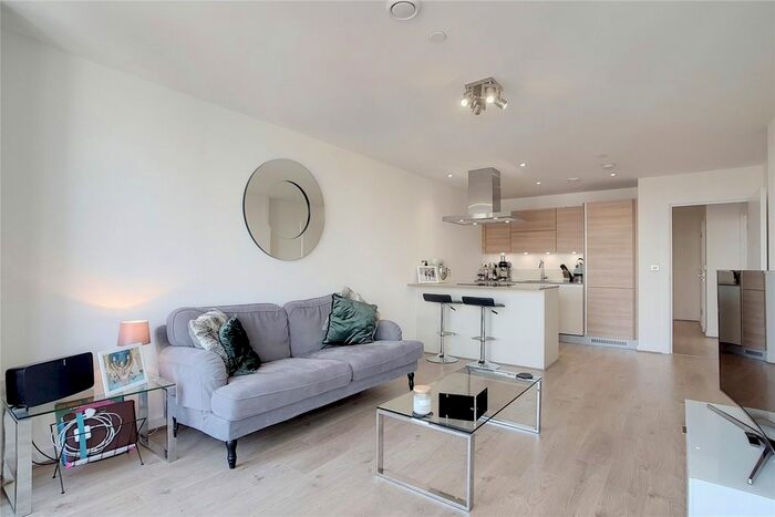 1 Bedroom Flat To Rent In Unex Tower, London, E15