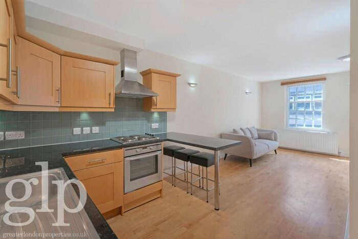 1 Bedroom Flat To Rent In Berwick Street, London, Greater London, W1F