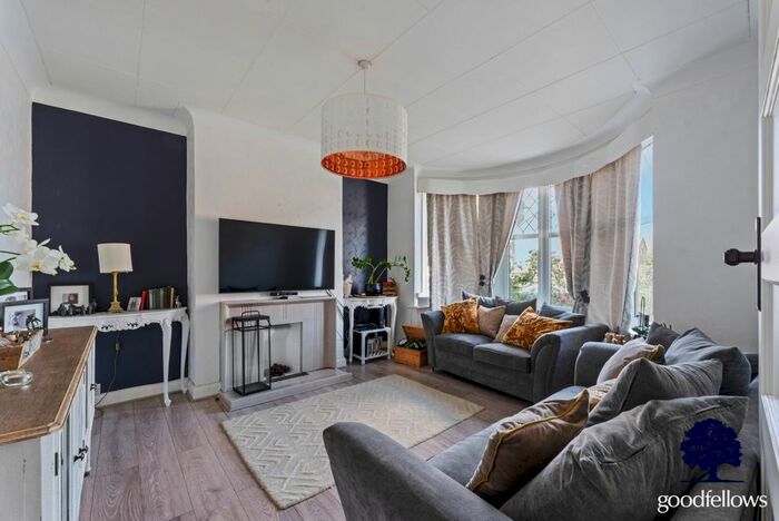 3 Bedroom Terraced House To Rent In Martin Way, Morden, SM4