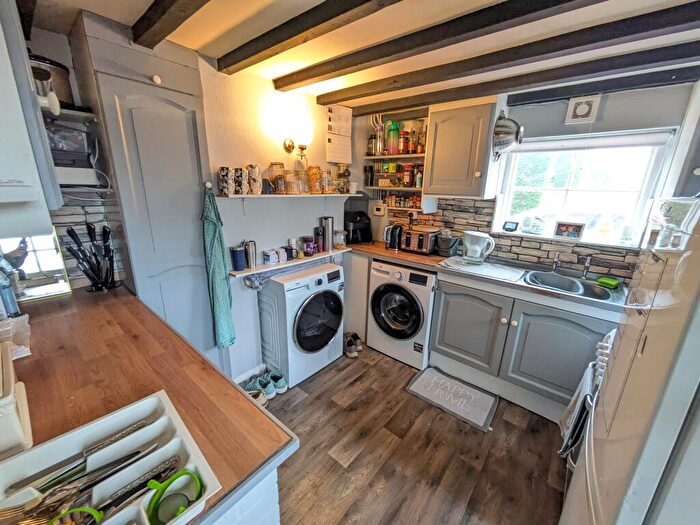 1 Bedroom Cottage To Rent In Patmans Yard Cottages, Low Road, Barrowby, NG32