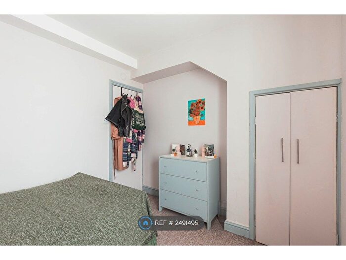 4 Bedroom Flat To Rent In Tavistock Place, London, WC1H
