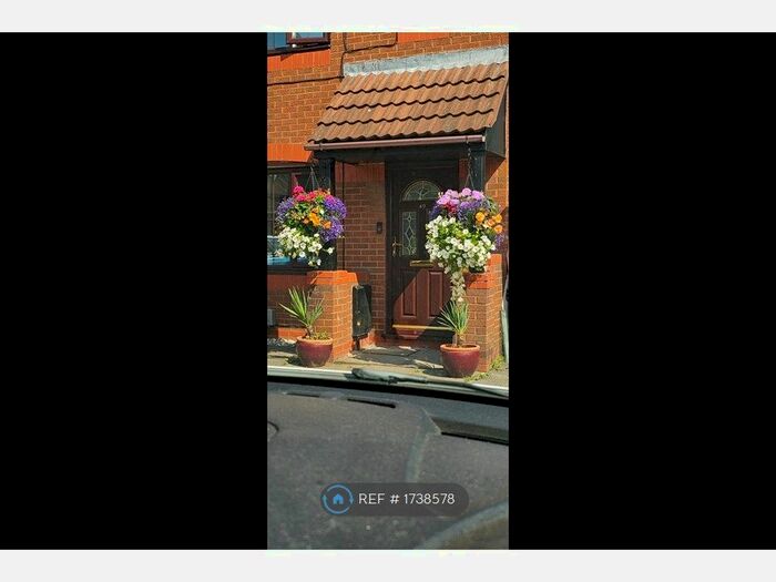 2 Bedroom Semi-Detached House To Rent In Malvern Close, Great Sankey, Warrington, WA5