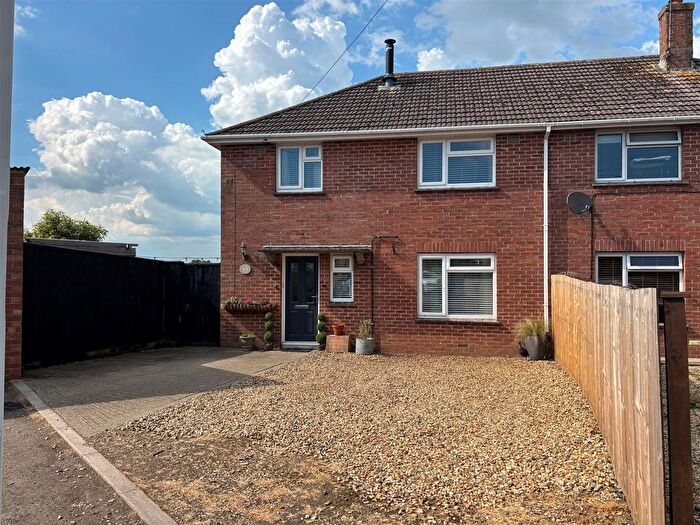 3 Bedroom Semi-Detached House For Sale In Stoneylawn, Marnhull, DT10