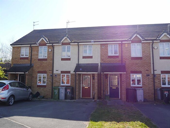 2 Bedroom Mews To Rent In Bleadale Close, Wilmslow, SK9