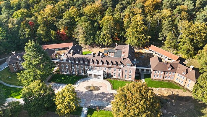 2 Bedroom Apartment For Sale In Brunswick Road, Deepcut, Camberley, Surrey, GU16